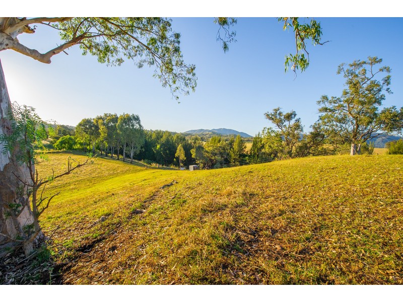 1967 Waverley Street, Gundy NSW 2337