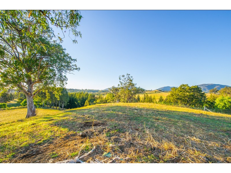 1967 Waverley Street, Gundy NSW 2337