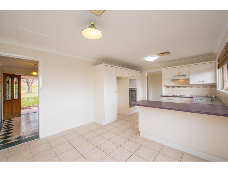 10 Bloodwood Road, Muswellbrook NSW 2333