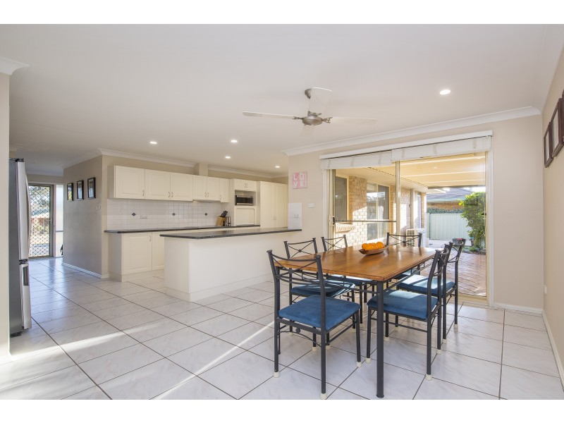 18 Honeysuckle Crescent, Scone NSW 2337