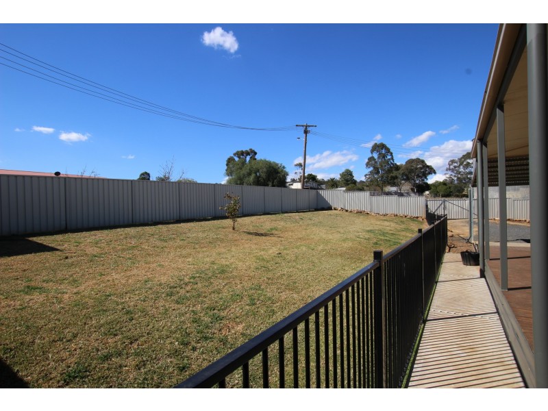 136-138 MacQueen Street, Aberdeen NSW 2336