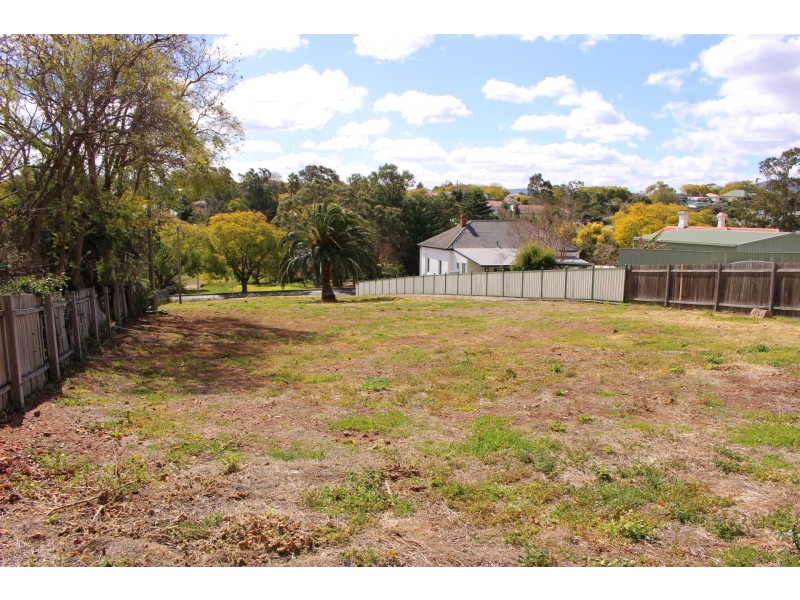 83 Brook Street, Muswellbrook NSW 2333