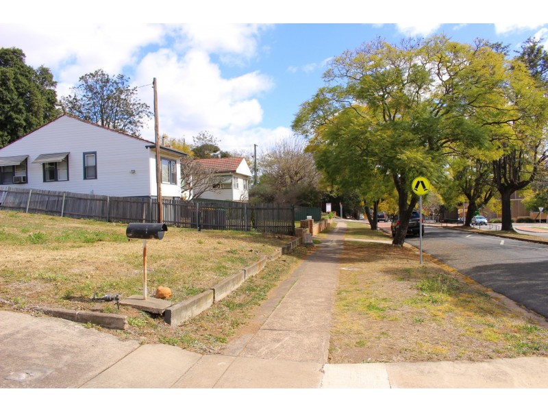 83 Brook Street, Muswellbrook NSW 2333