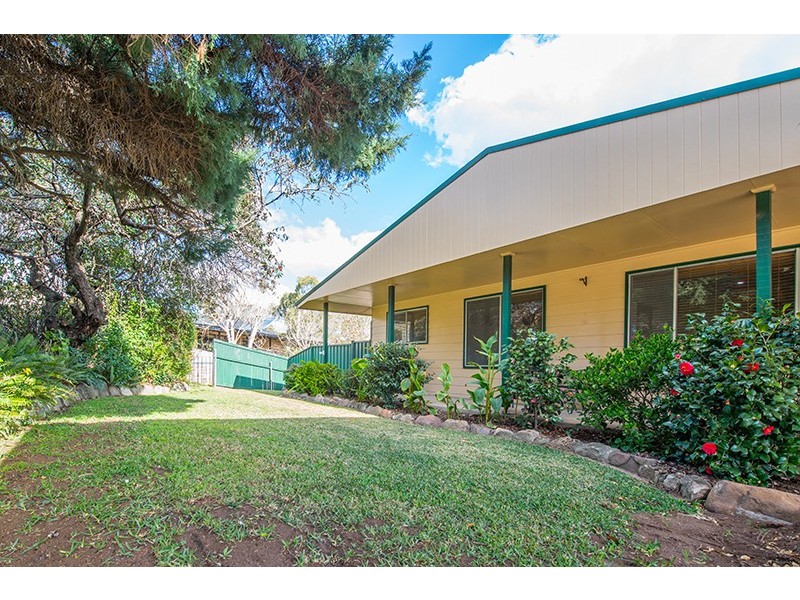 25 Humphries Street, Muswellbrook NSW 2333