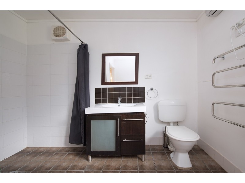 51 Debenham Street, Blandford NSW 2338