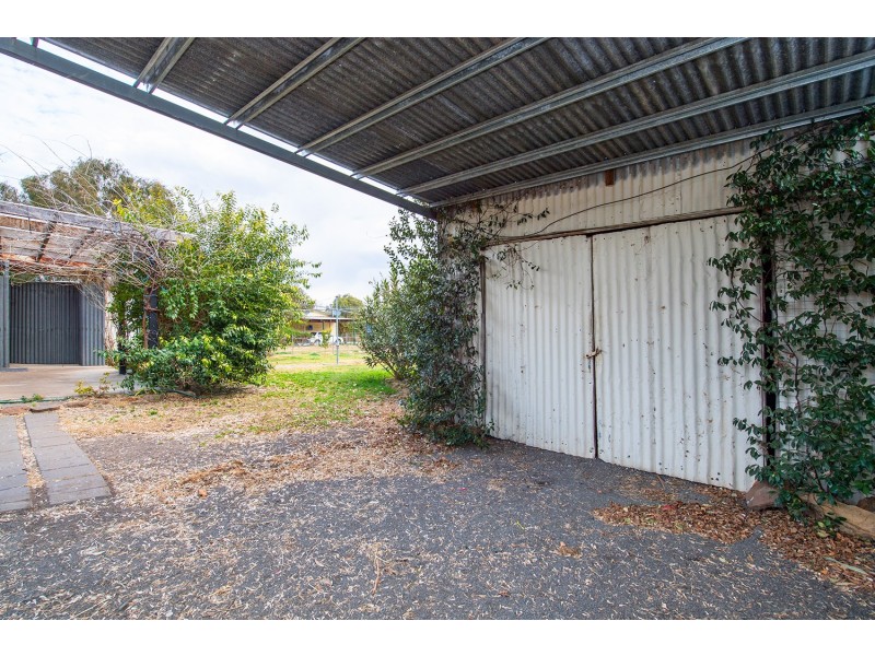 51 Debenham Street, Blandford NSW 2338