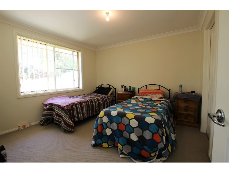 2/3 Acacia Drive, Muswellbrook NSW 2333