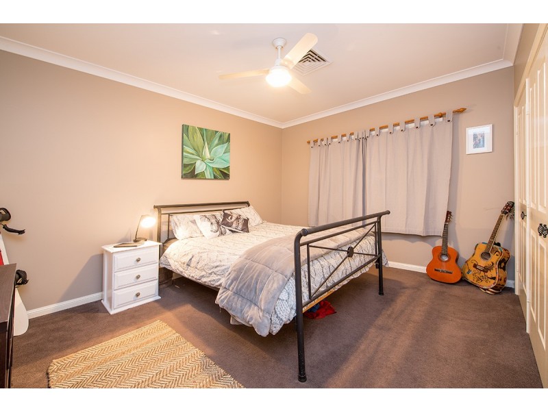 6 Sledmere Close, Scone NSW 2337