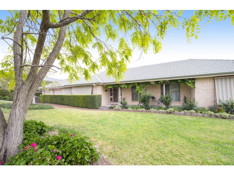 6 Redbank Drive, Scone NSW 2337