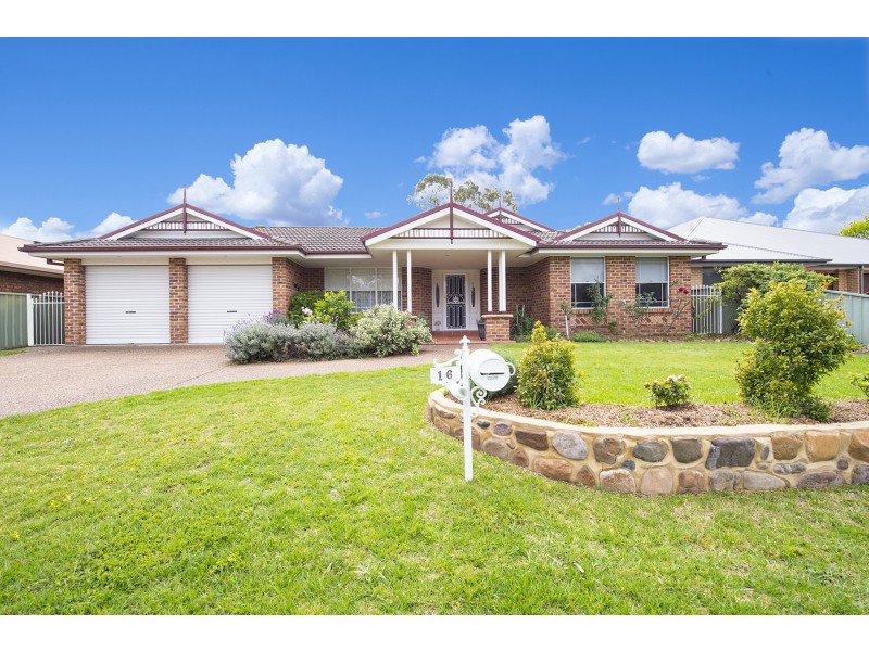 16 Honeysuckle Crescent, Scone NSW 2337