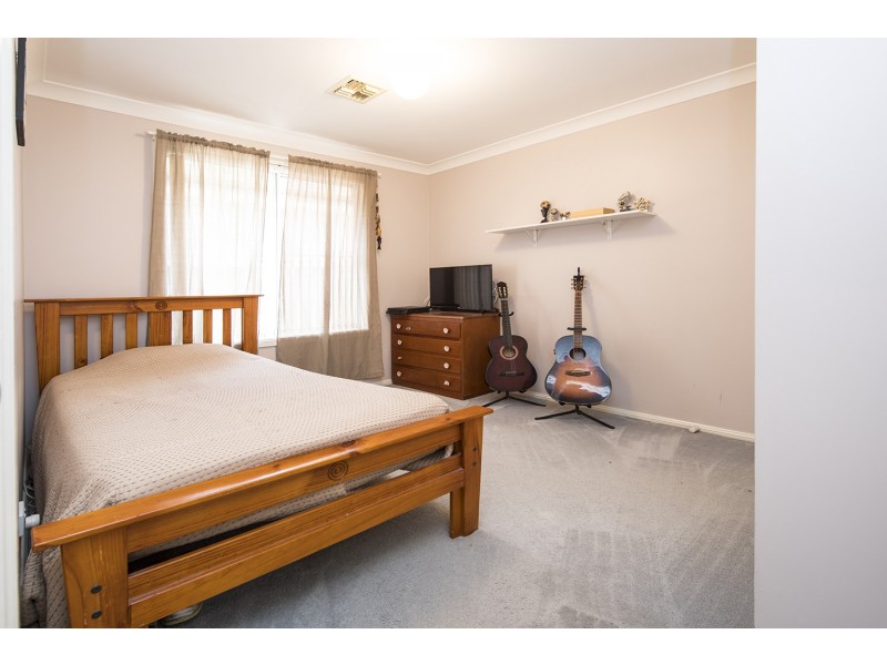 16 Honeysuckle Crescent, Scone NSW 2337