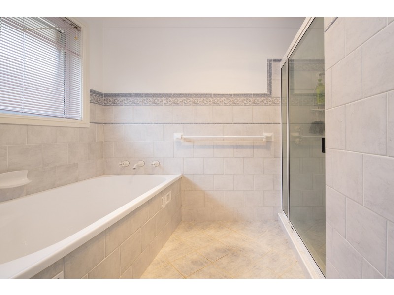 16 Honeysuckle Crescent, Scone NSW 2337