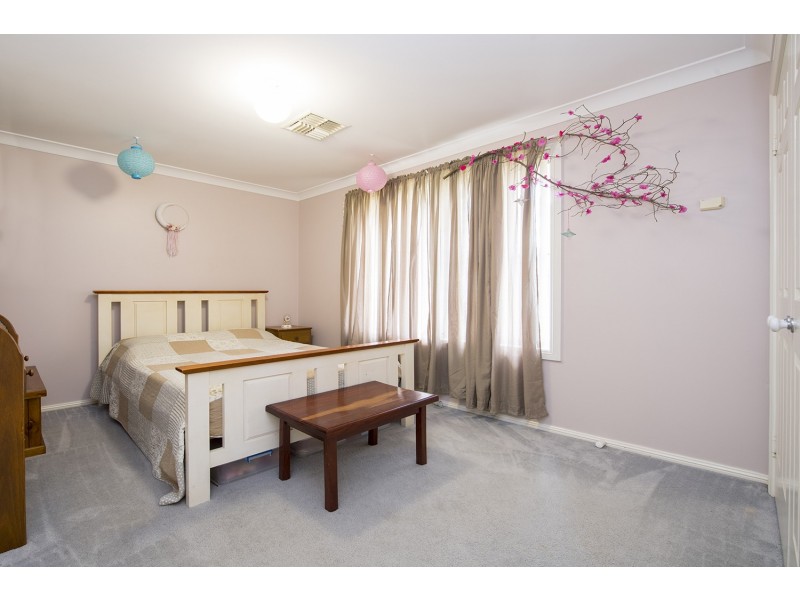 16 Honeysuckle Crescent, Scone NSW 2337