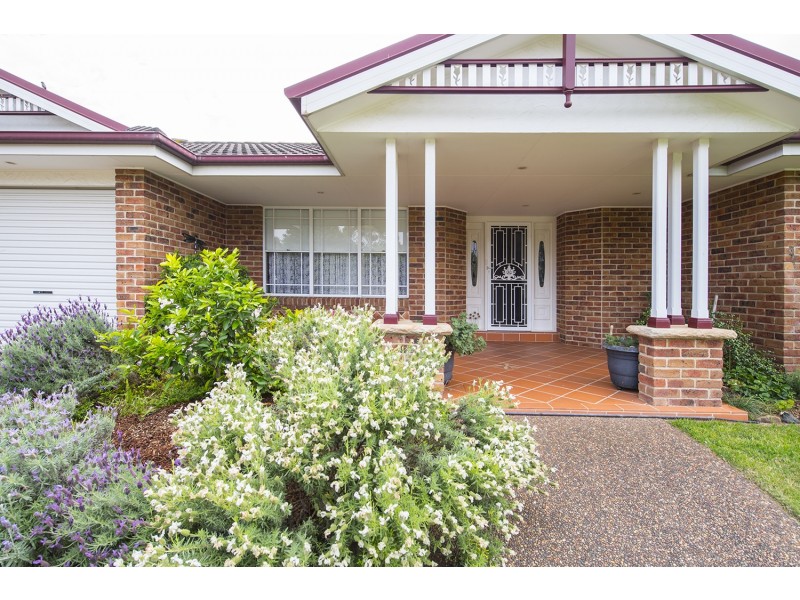 16 Honeysuckle Crescent, Scone NSW 2337