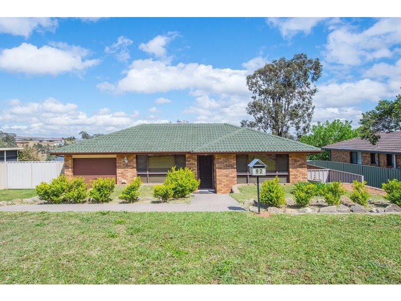 97 Acacia Drive, Muswellbrook NSW 2333
