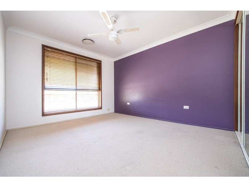 2 Lang Place, Scone NSW 2337