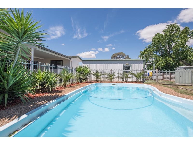 32 Claret Avenue, Muswellbrook NSW 2333