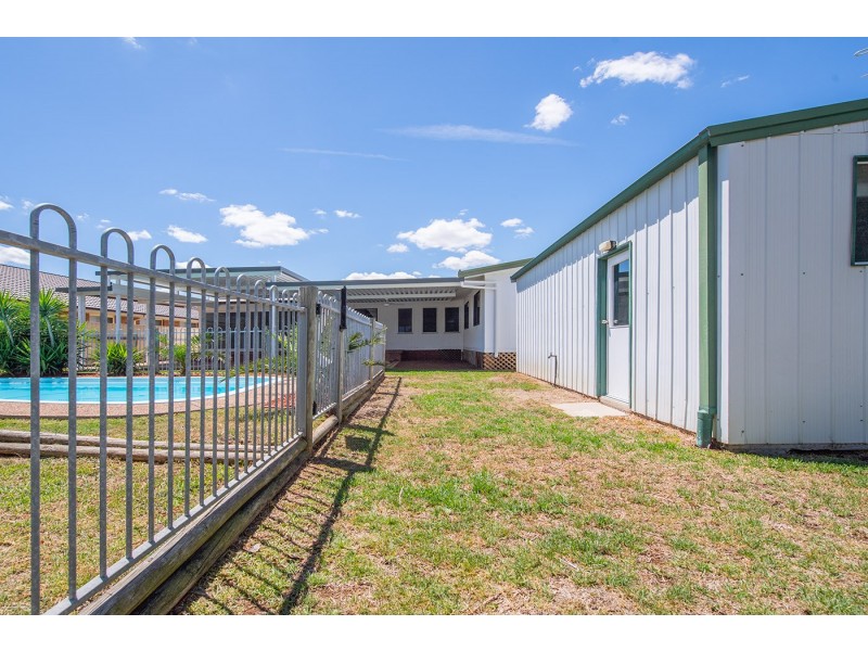 32 Claret Avenue, Muswellbrook NSW 2333