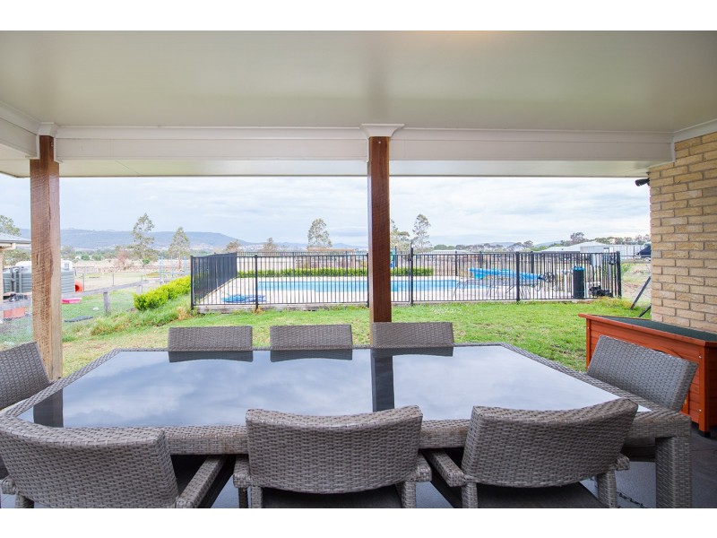 24 Kookaburra Avenue, Scone NSW 2337