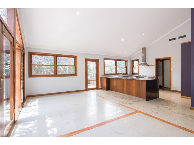 2 Hillview Avenue, Muswellbrook NSW 2333