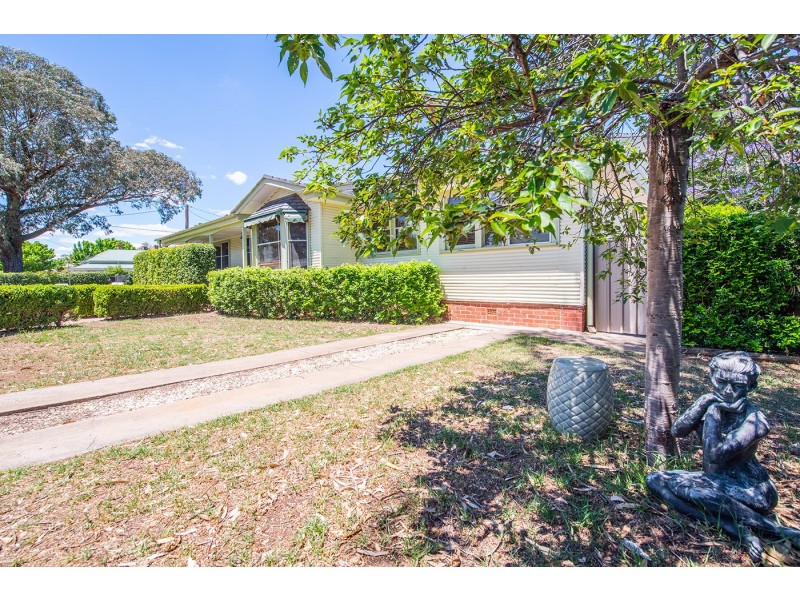 79 Kingdon Street, Scone NSW 2337