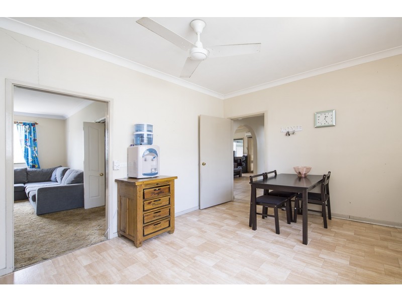 12 Barrett Street, Muswellbrook NSW 2333