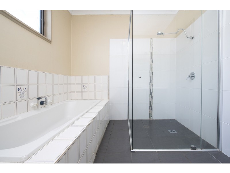 12 Barrett Street, Muswellbrook NSW 2333