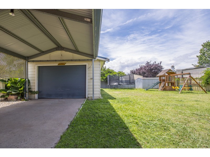 12 Barrett Street, Muswellbrook NSW 2333