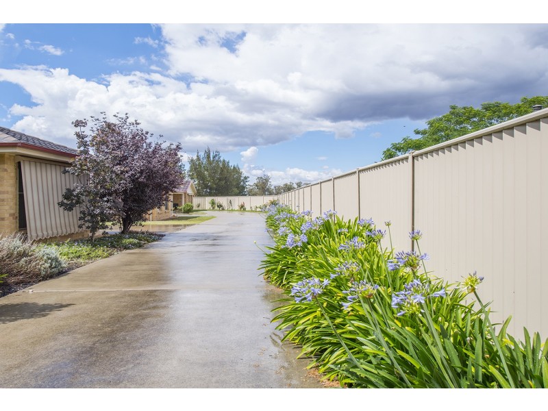 2/75A Kingdon Street, Scone NSW 2337