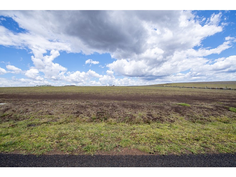 10 Bakewell Circuit, Scone NSW 2337