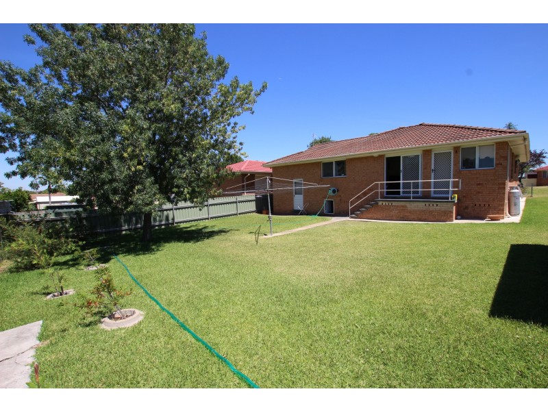 11 Isobella Street, Muswellbrook NSW 2333
