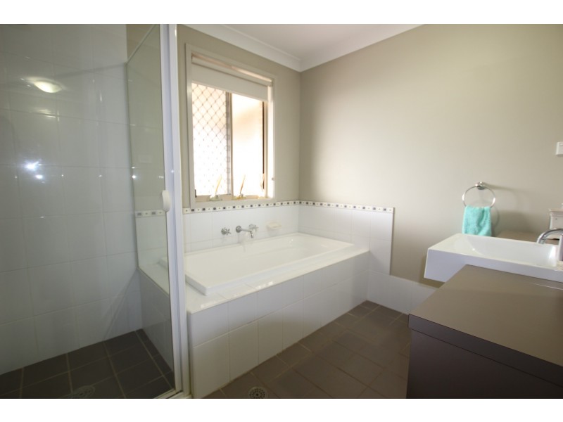 15 Wanaruah Circuit, Muswellbrook NSW 2333