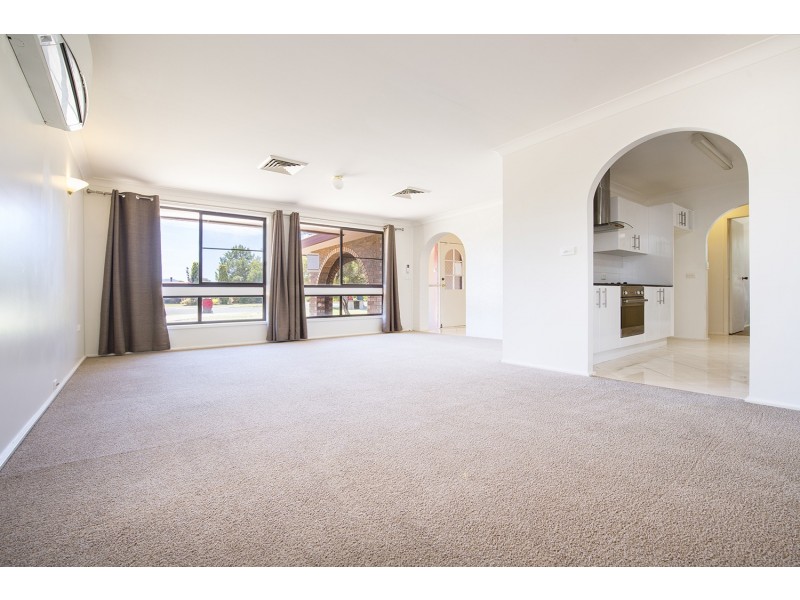 13 Cook Street, Scone NSW 2337