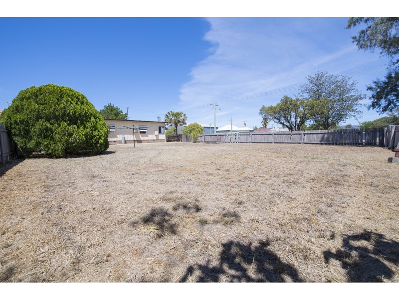 30 Hill Street, Scone NSW 2337