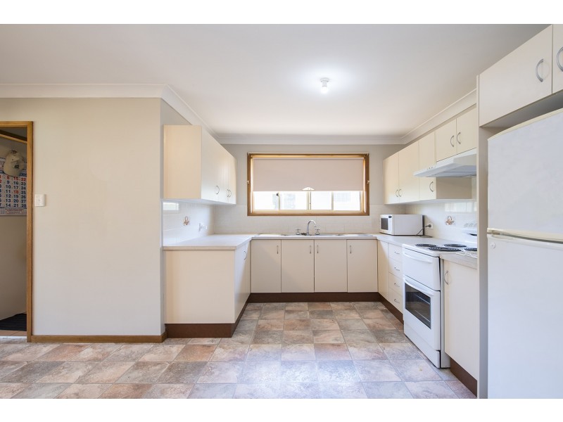 6 Grimes Close, Denman NSW 2328
