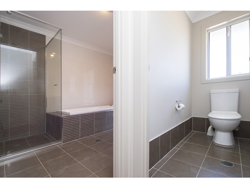 4 Kingfisher Crescent, Scone NSW 2337