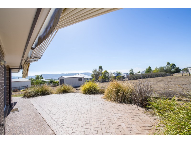 4 Kingfisher Crescent, Scone NSW 2337