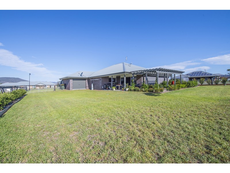 11 Somerset Place, Scone NSW 2337