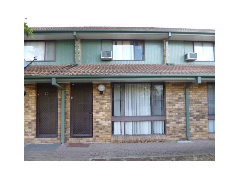 9/1A McClintock Drive, Muswellbrook NSW 2333