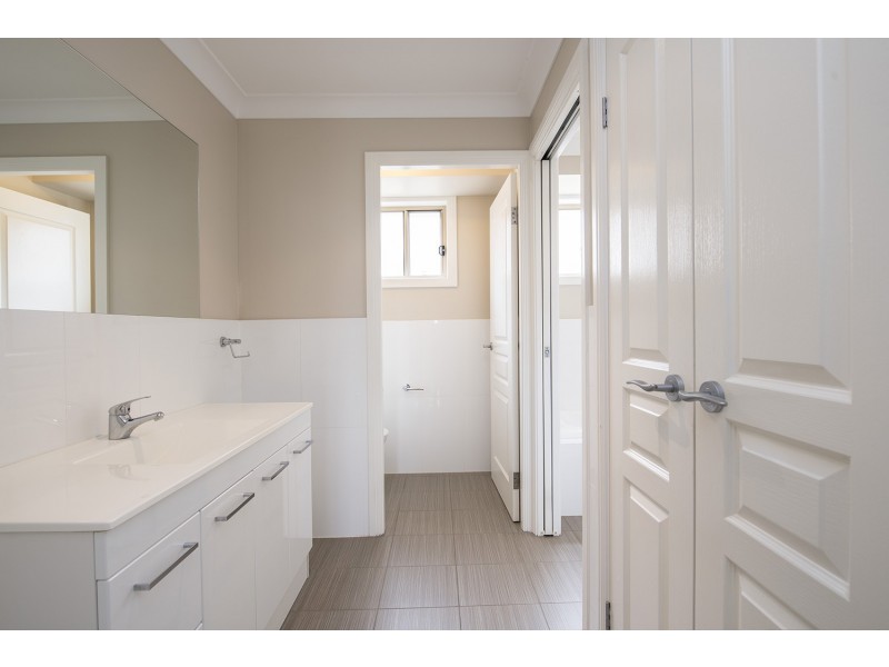 2/81 St Andrews Street, Aberdeen NSW 2336