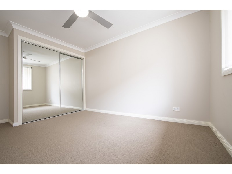 2/81 St Andrews Street, Aberdeen NSW 2336