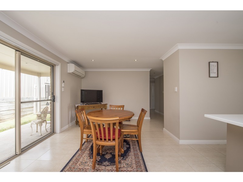 2/81 St Andrews Street, Aberdeen NSW 2336