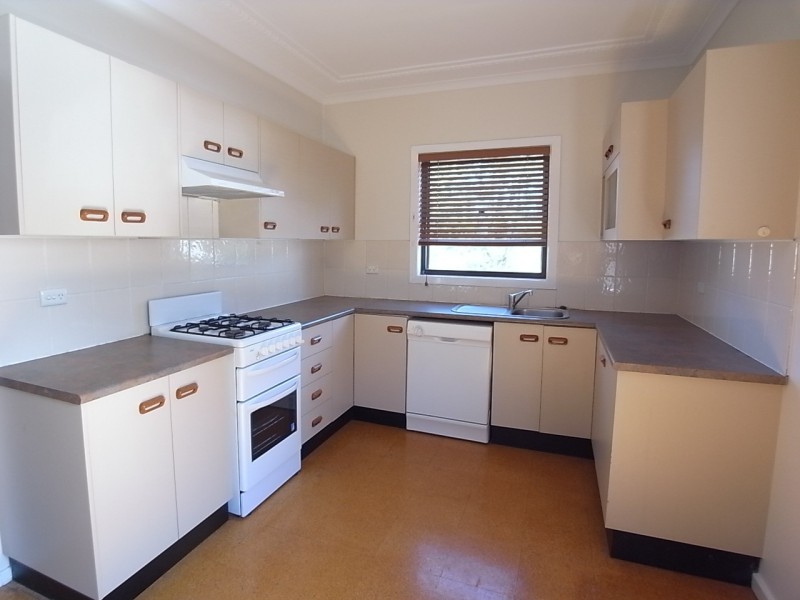 42 Sowerby Street, Muswellbrook NSW 2333