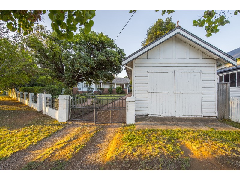 1 Shaw Street, Scone NSW 2337