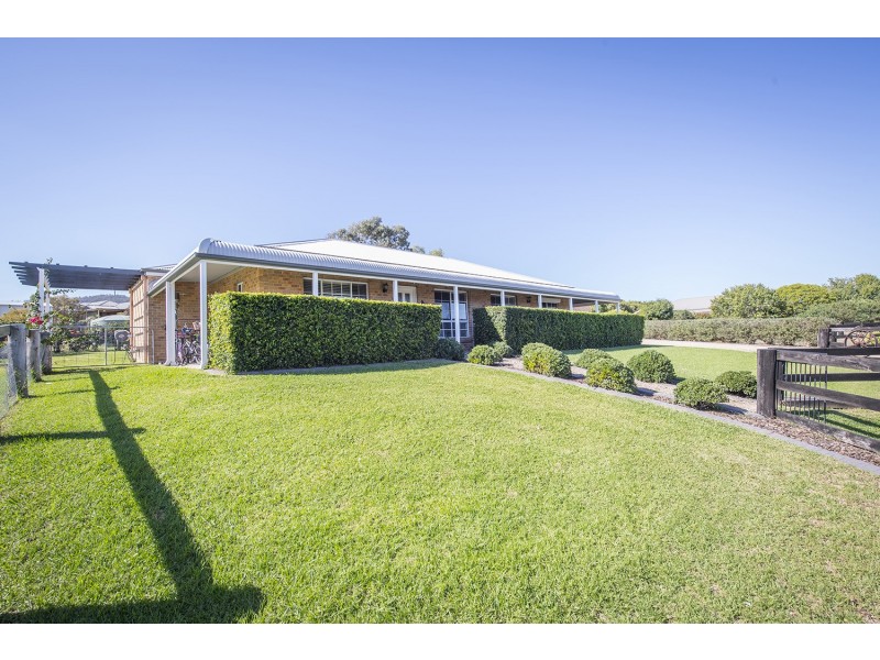 8 Dodd Street, Scone NSW 2337