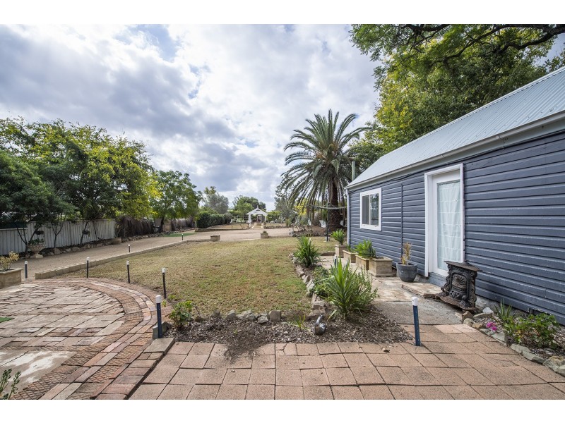 82 Kelly Street, Scone NSW 2337