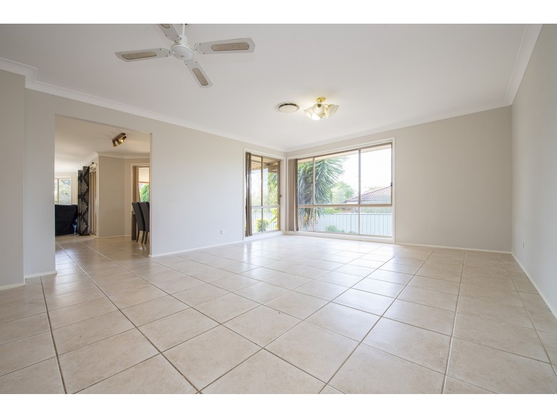 8 Grimes Close, Denman NSW 2328