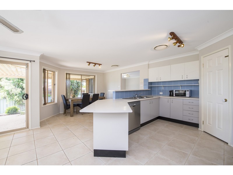 8 Grimes Close, Denman NSW 2328