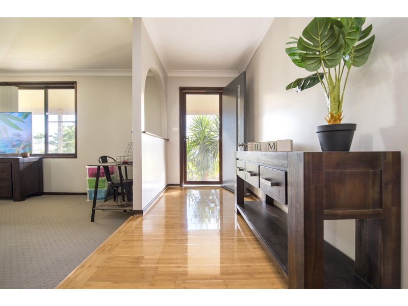 6 Shannon Close, Aberdeen NSW 2336