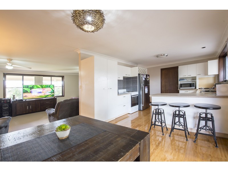 6 Shannon Close, Aberdeen NSW 2336